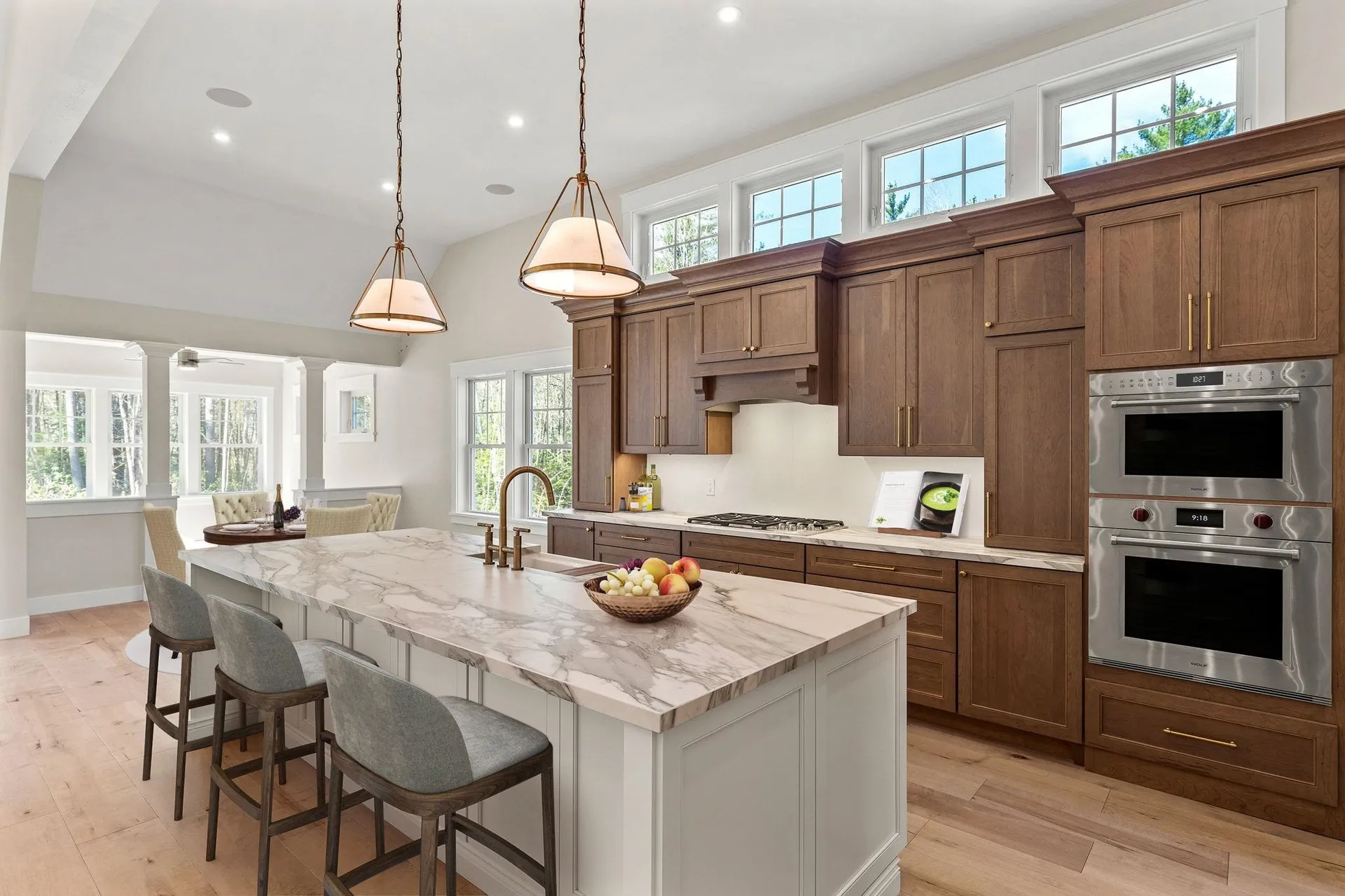 12-41 Knoll Crest Road Bedford NH 03110