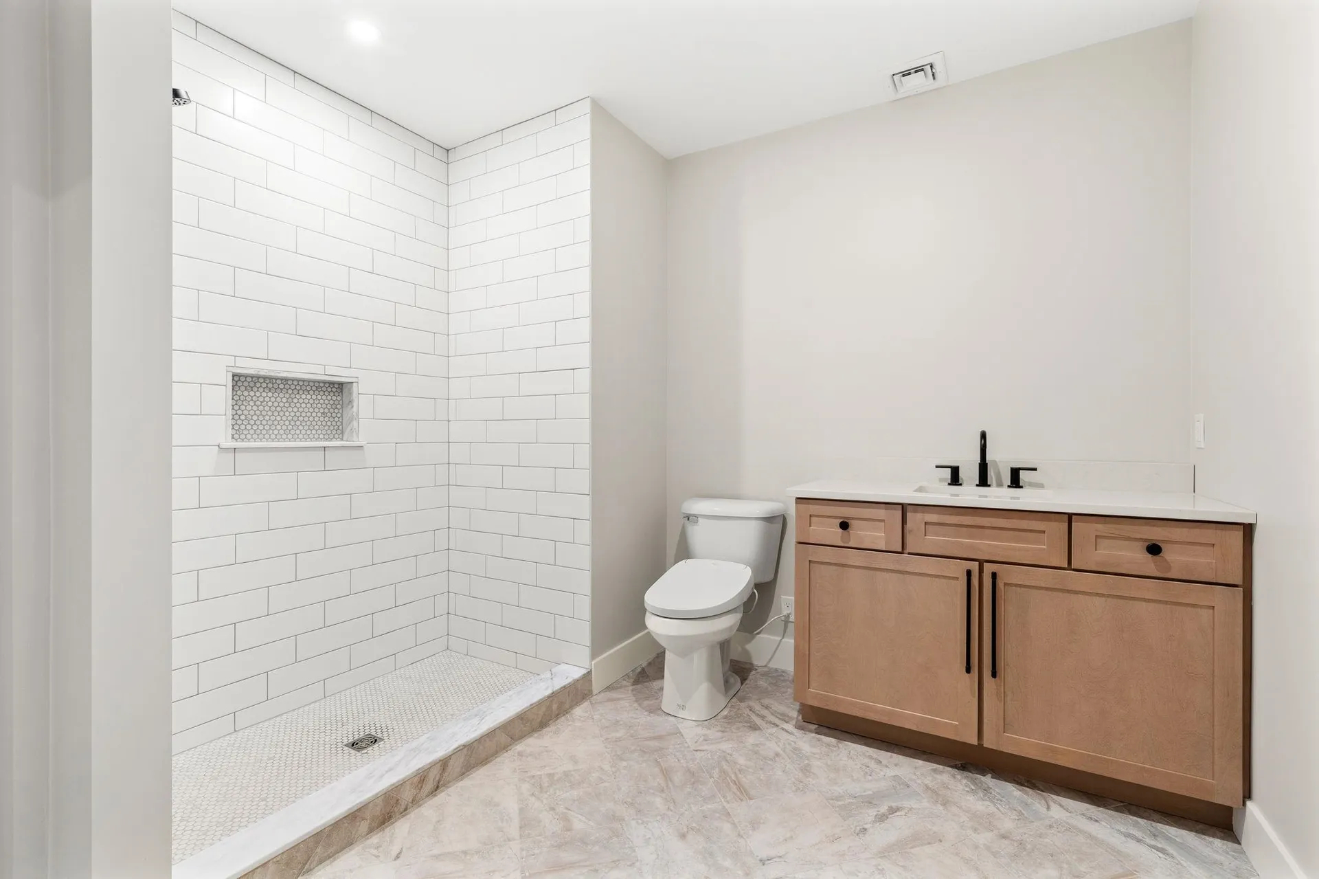 12-41 Knoll Crest Road Bedford NH 03110