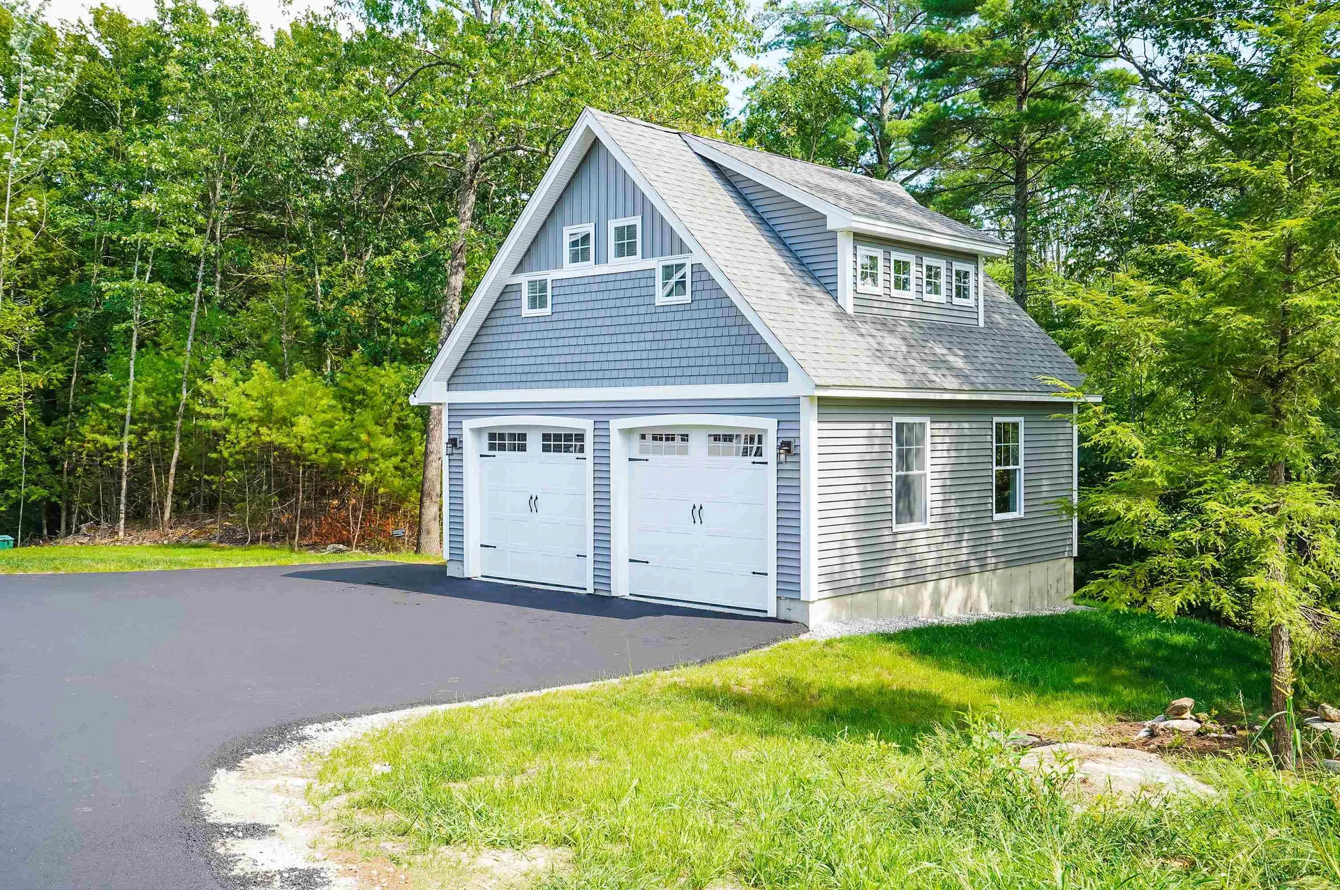 12-41 Knoll Crest Road Bedford NH 03110
