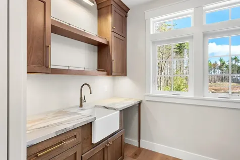 12-41 Knoll Crest Road Bedford NH 03110