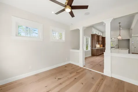 12-41 Knoll Crest Road Bedford NH 03110