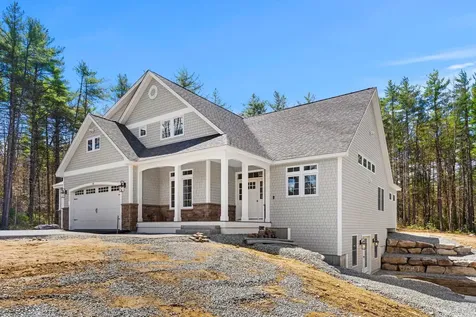 12-41 Knoll Crest Road Bedford NH 03110