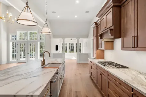 12-41 Knoll Crest Road Bedford NH 03110