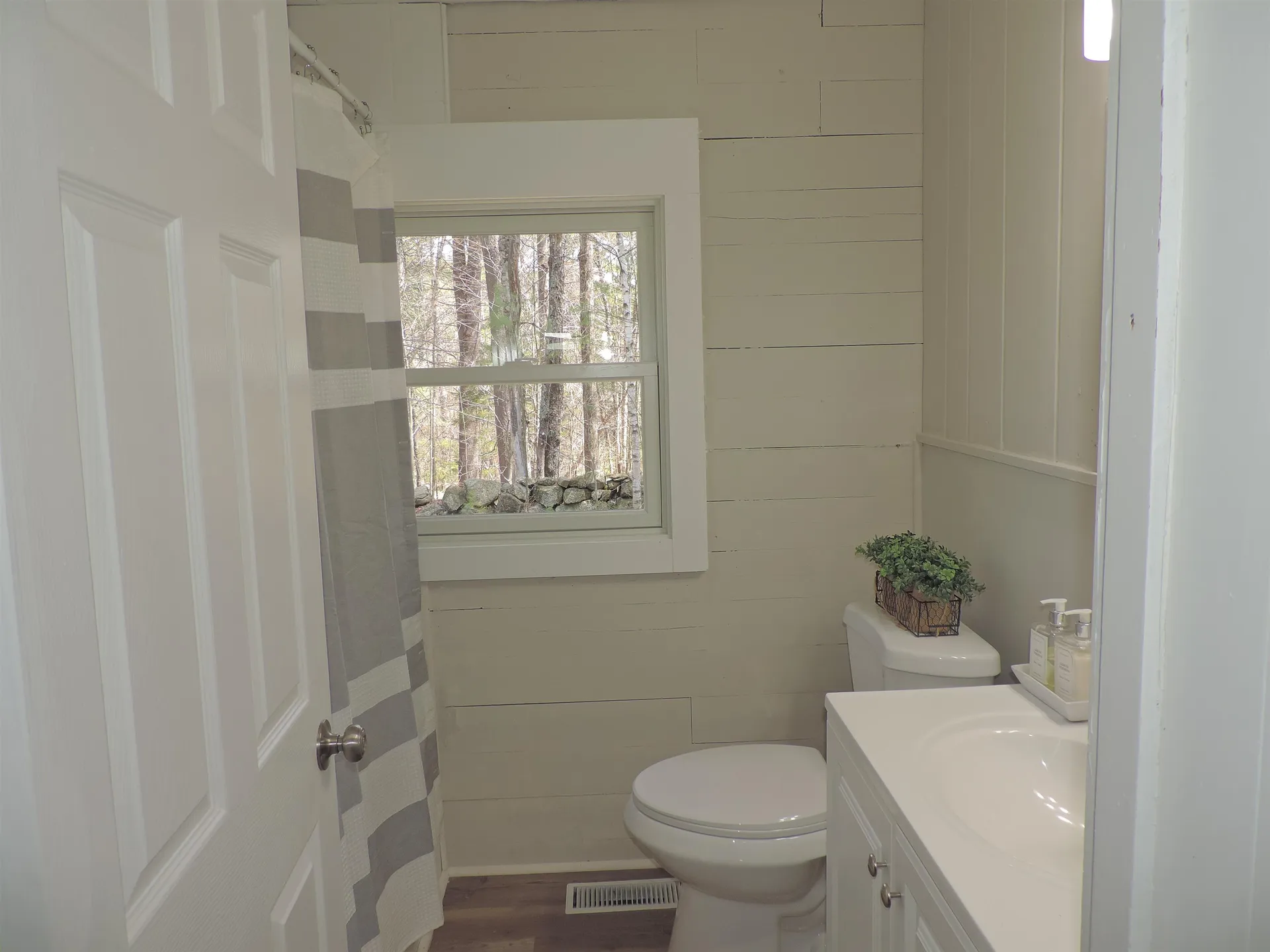 37 Symonds Lane Washington NH 03280