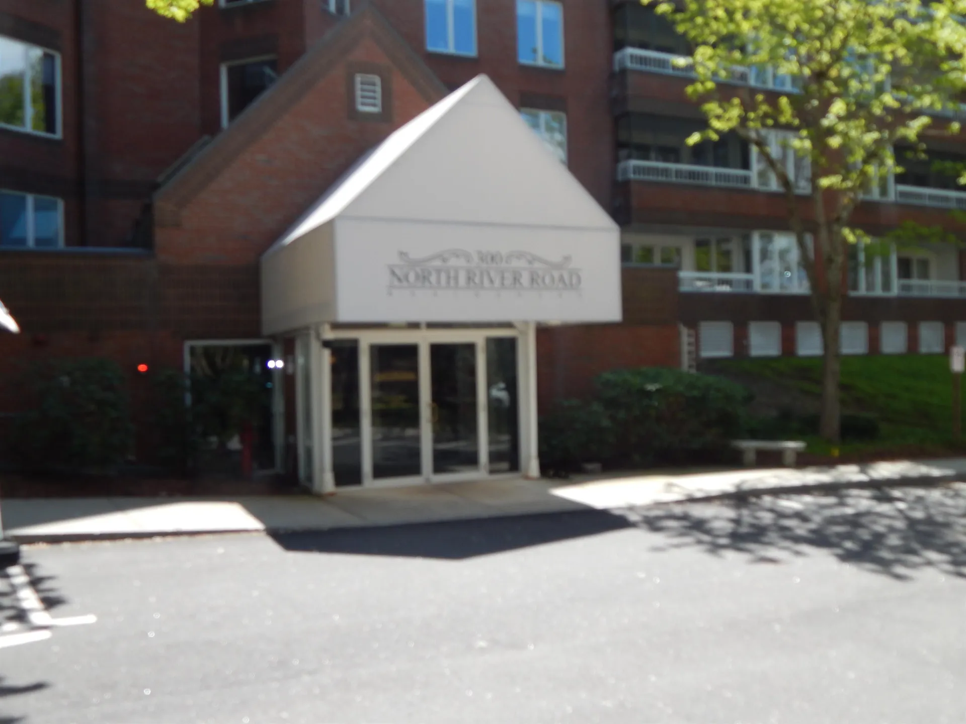 300 River Road Manchester NH 03104