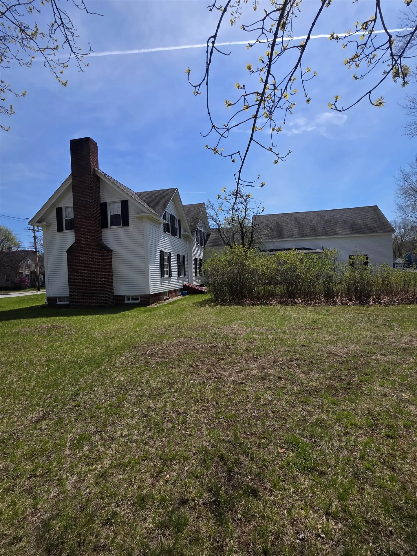 567 Main Street Sanford ME 04083