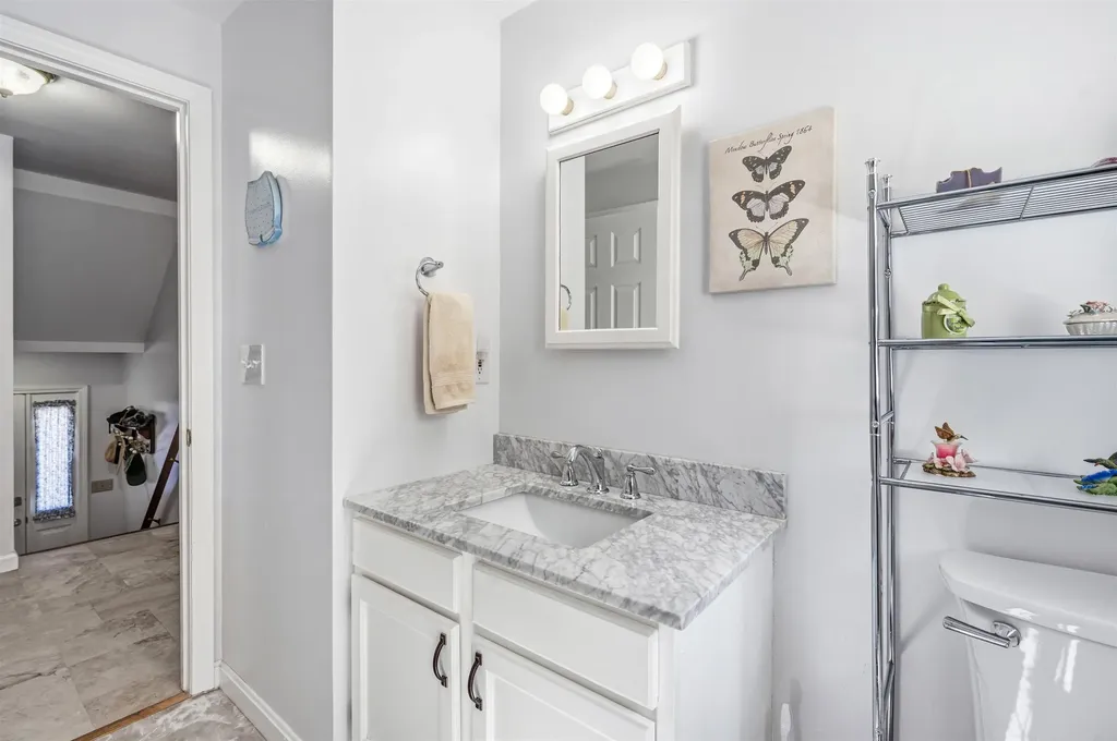 1 Bayou Drive Raymond NH 03077