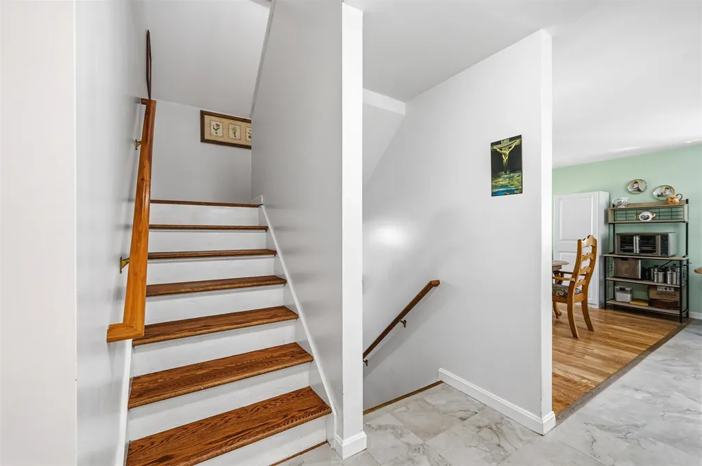 1 Bayou Drive Raymond NH 03077