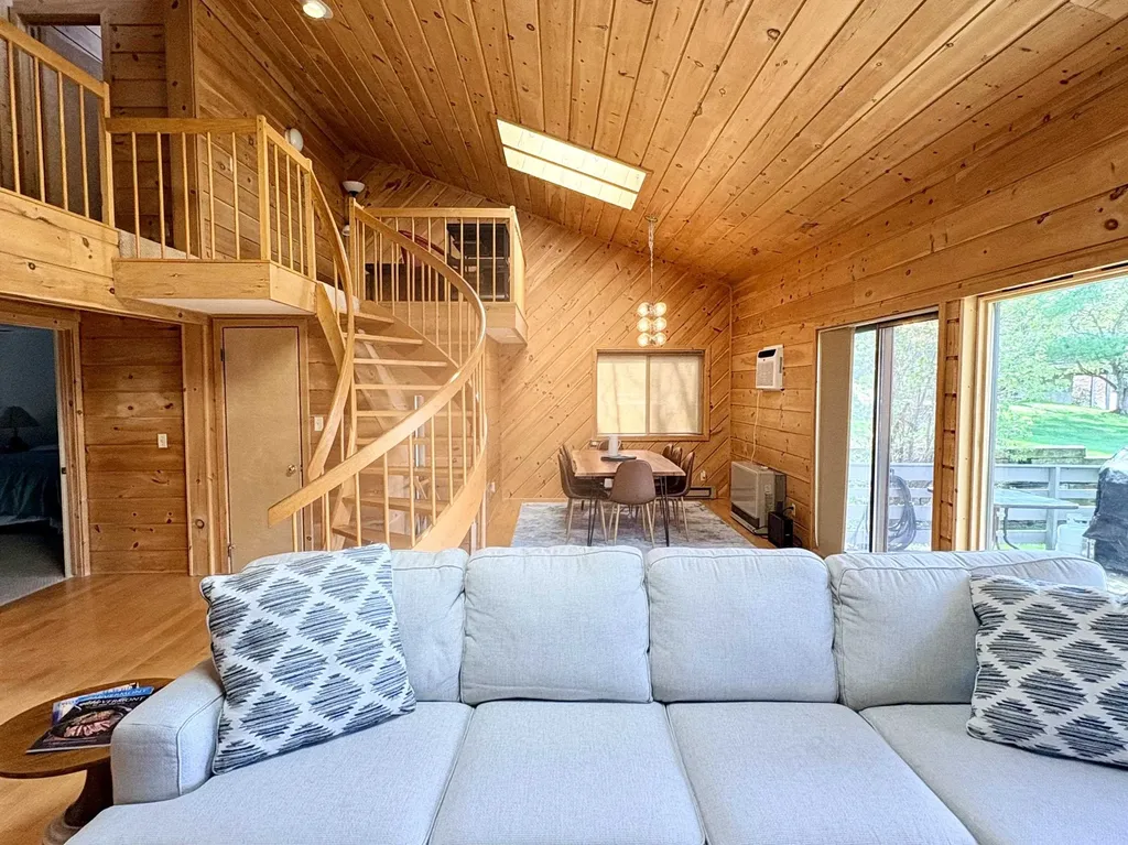 39 Sage Hill Road Manchester VT 05255