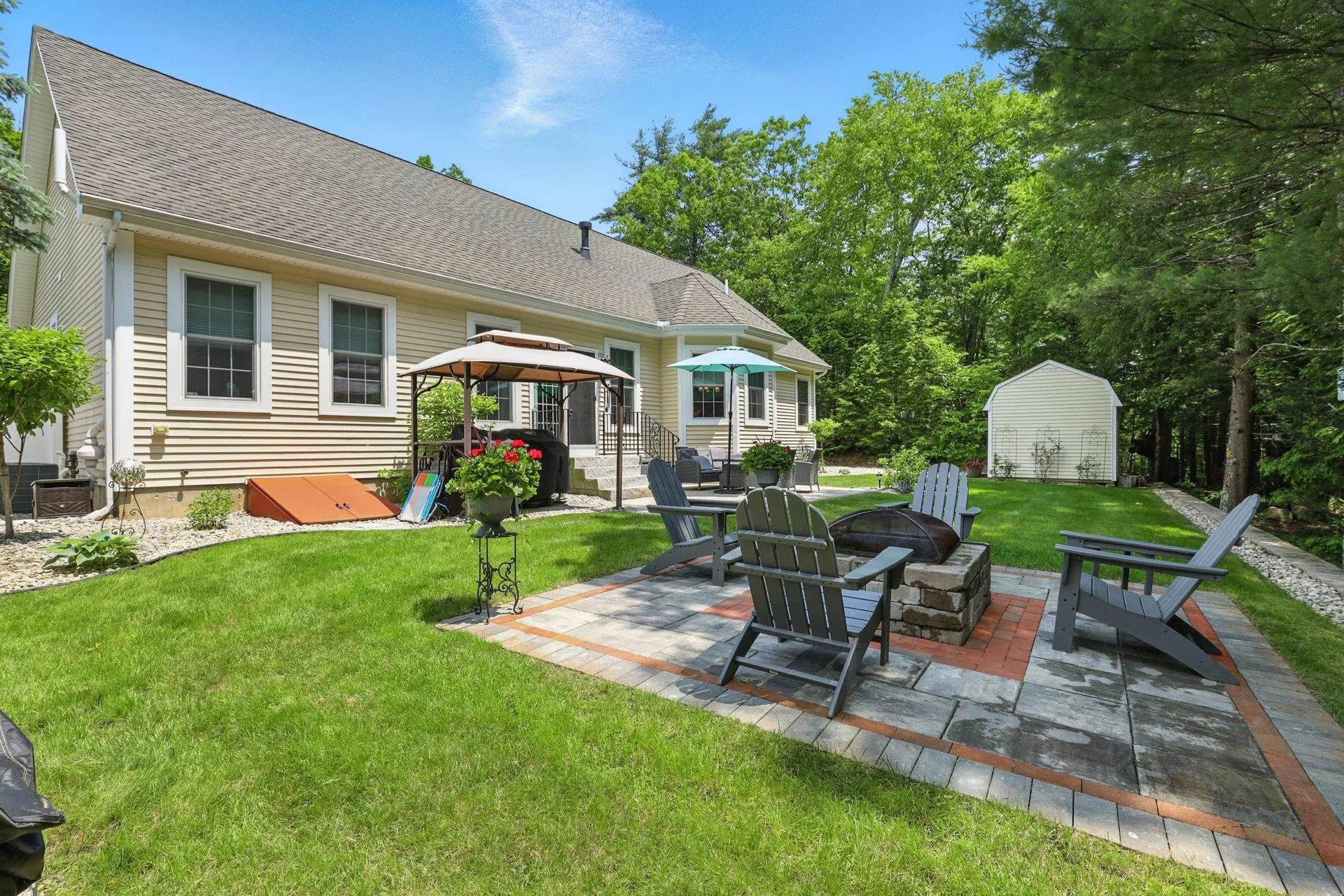 55 River Birch Circle Manchester NH 03102