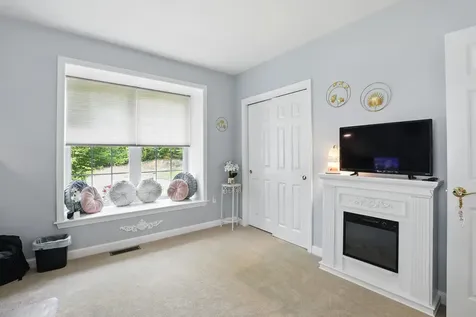 55 River Birch Circle Manchester NH 03102