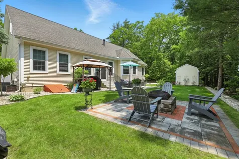 55 River Birch Circle Manchester NH 03102