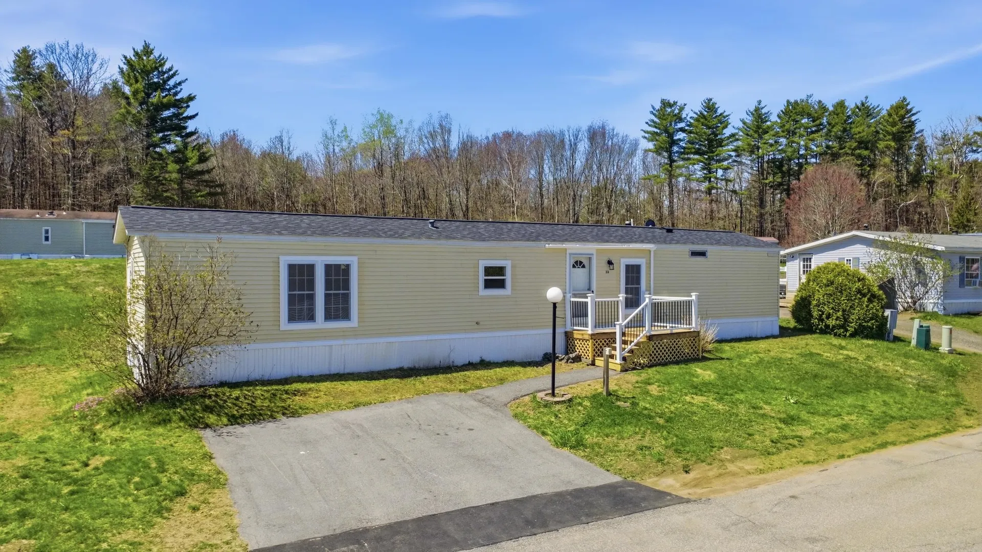 33 Cleo Circle Rochester NH 03868