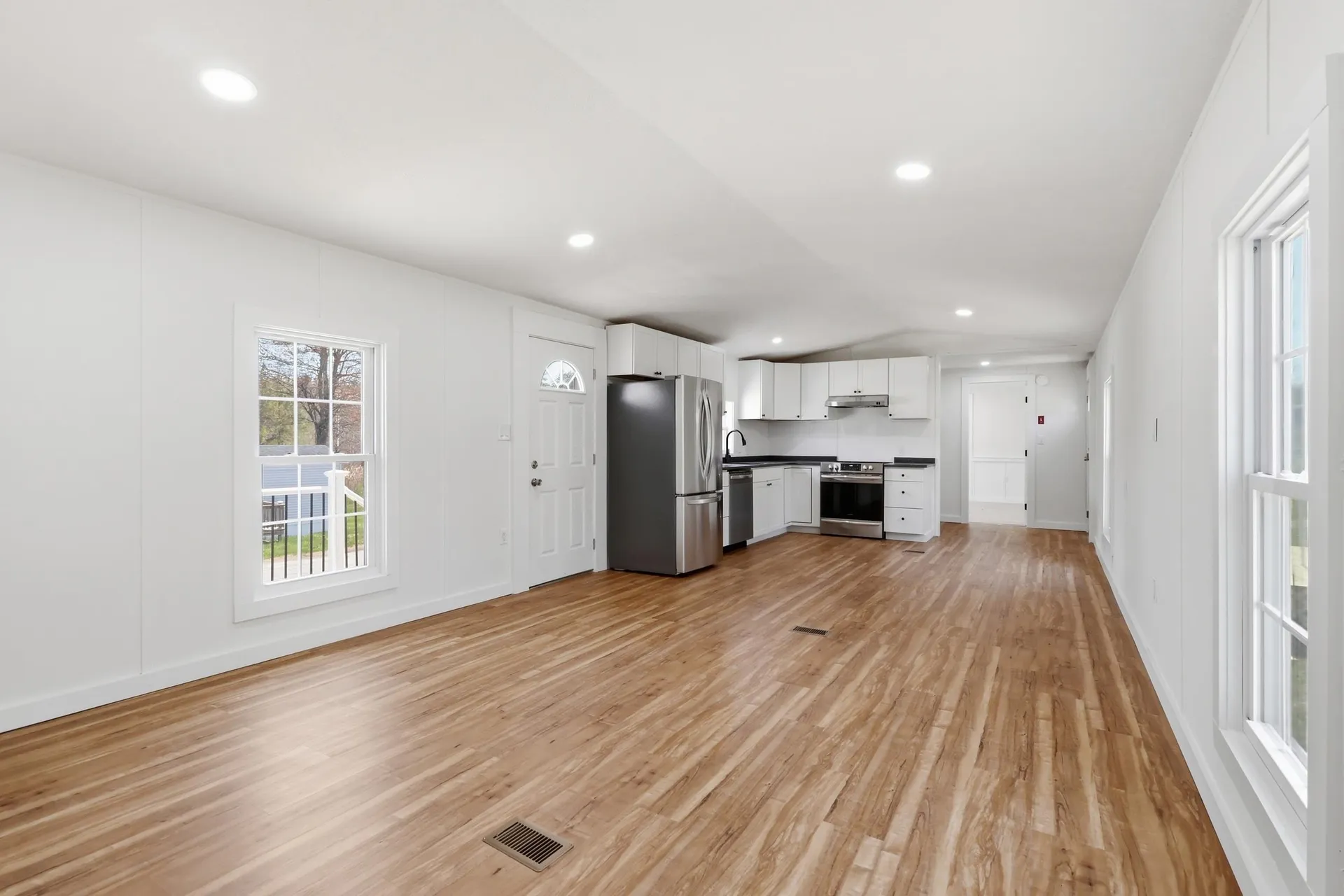 33 Cleo Circle Rochester NH 03868