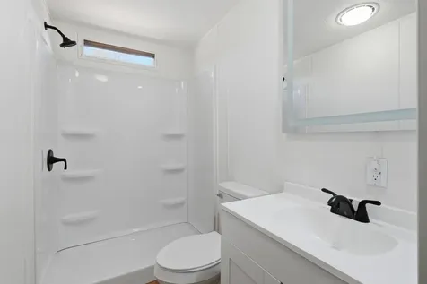 33 Cleo Circle Rochester NH 03868