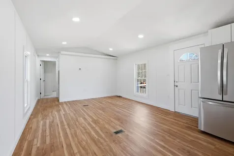 33 Cleo Circle Rochester NH 03868