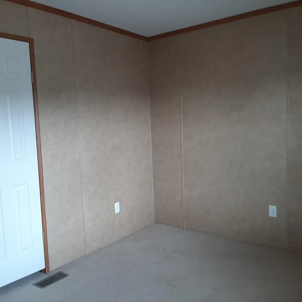 13 Middle Road Stewartstown NH 03576