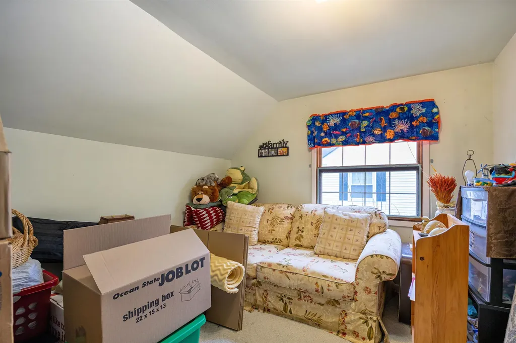 117 Underclyffe Road St. Johnsbury VT 05819