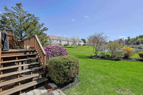 8 Windsor Lane Brentwood NH 03833