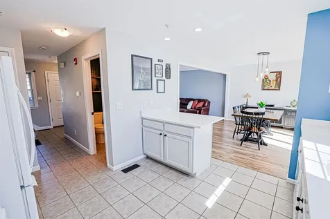 8 Windsor Lane Brentwood NH 03833