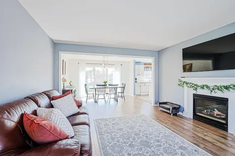 8 Windsor Lane Brentwood NH 03833