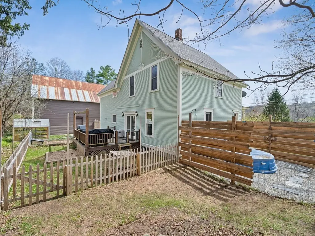 89 Richardson Road Barre Town VT 05641-9096