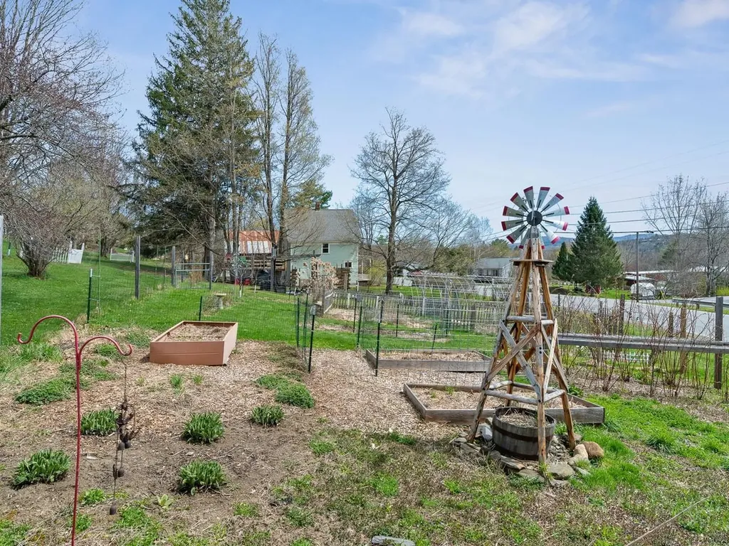 89 Richardson Road Barre Town VT 05641-9096