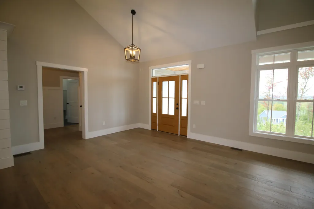 433 Dawn Court Pembroke NH 03275