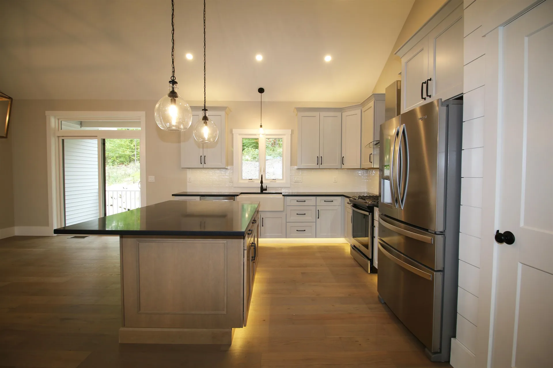 433 Dawn Court Pembroke NH 03275