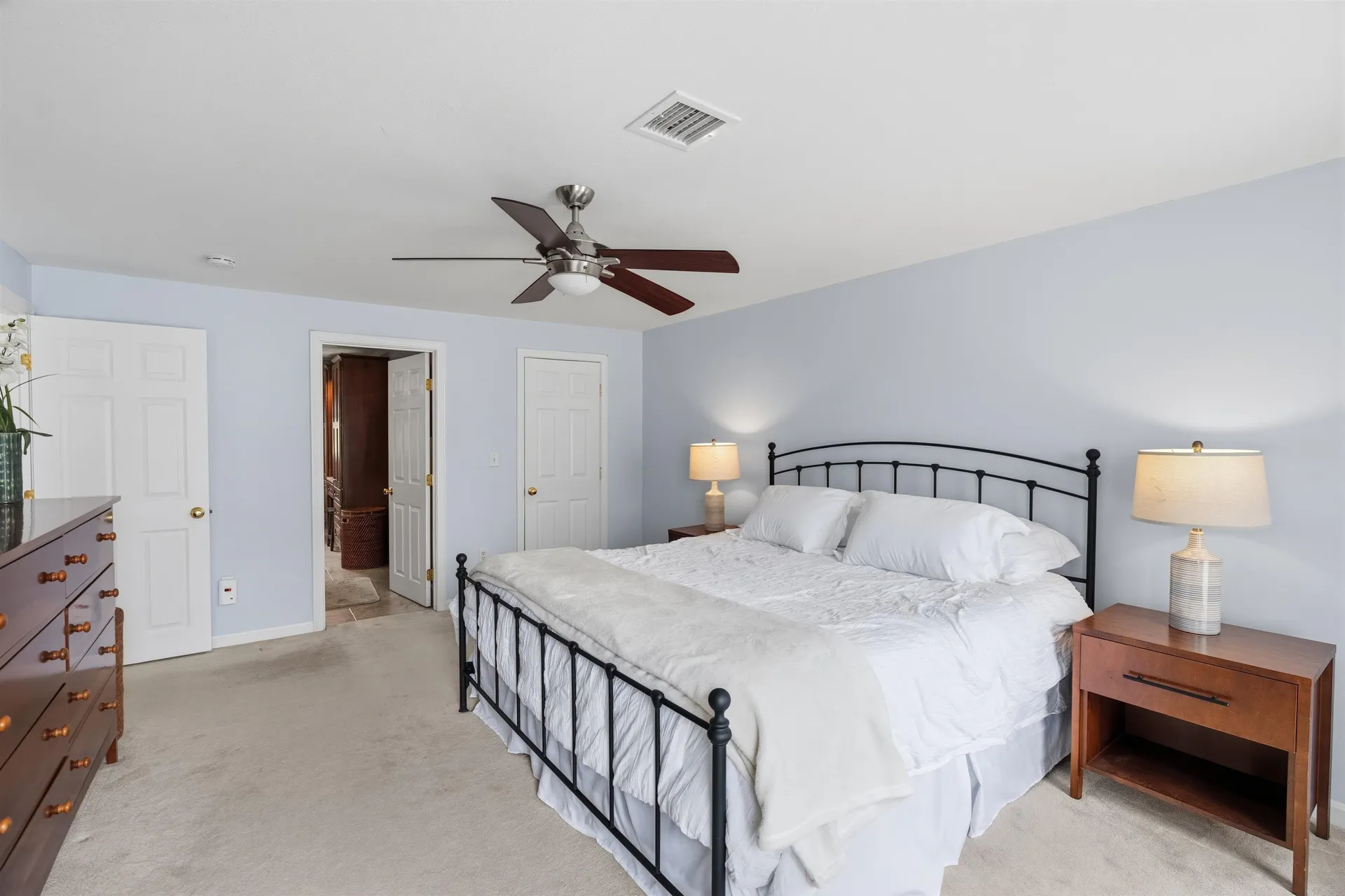 14 Buckhide Road Windham NH 03087