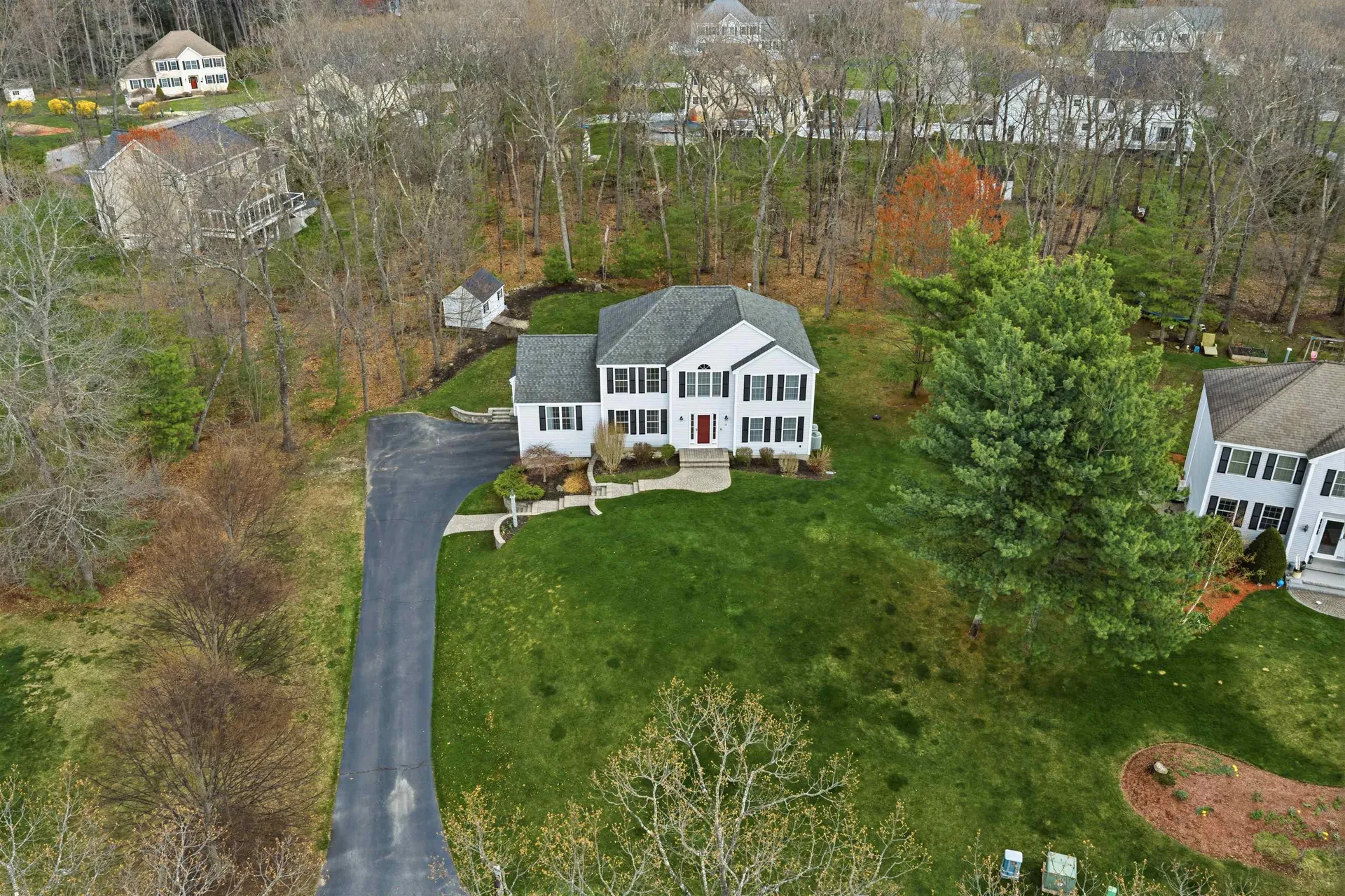 14 Buckhide Road Windham NH 03087