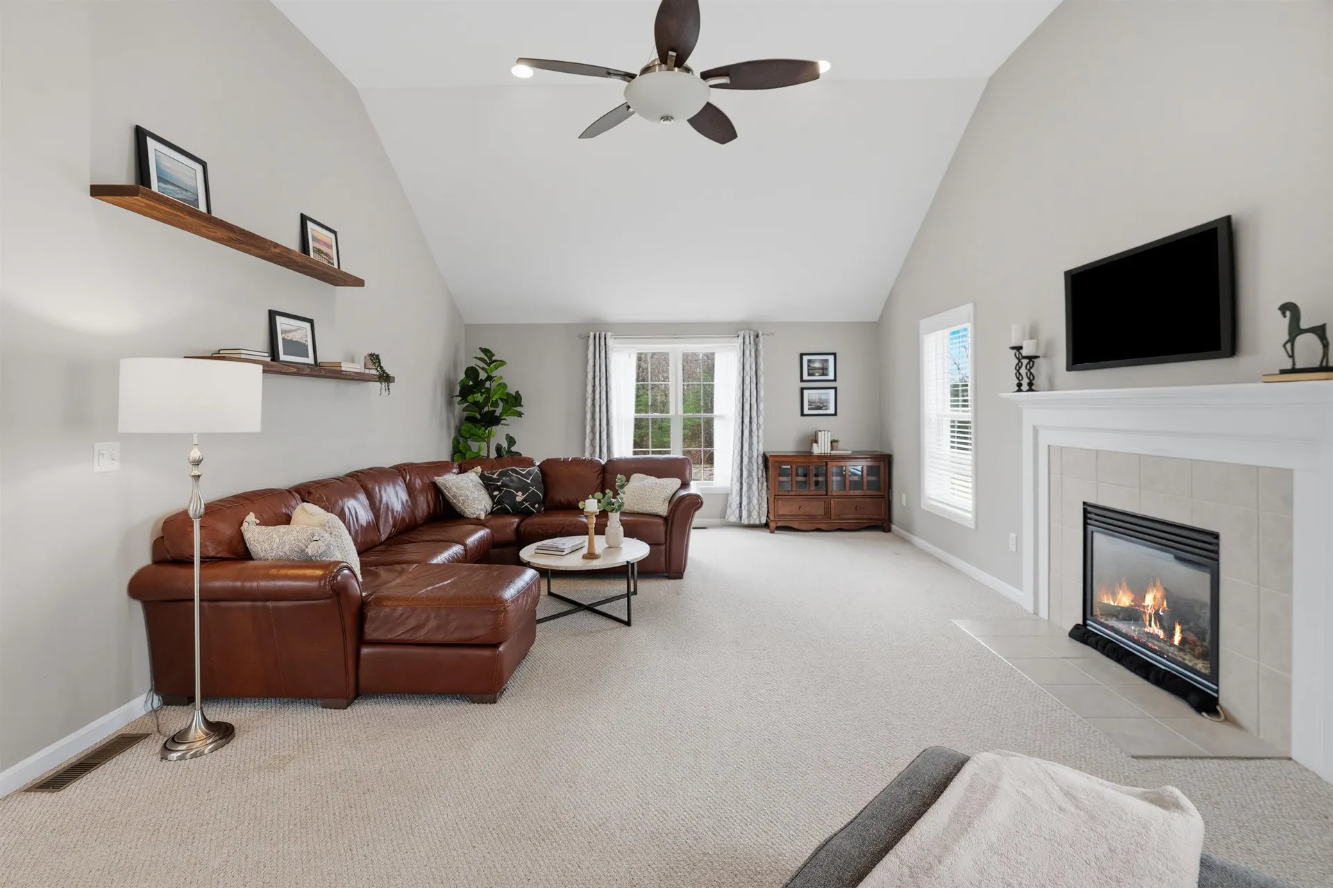14 Buckhide Road Windham NH 03087