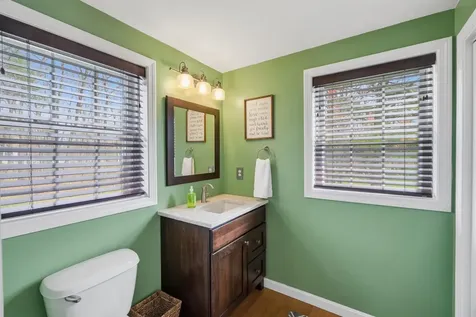 14 Buckhide Road Windham NH 03087