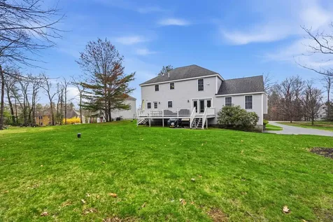14 Buckhide Road Windham NH 03087