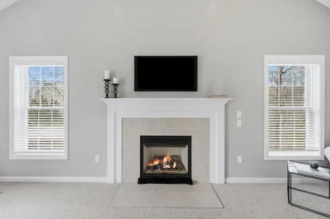 14 Buckhide Road Windham NH 03087