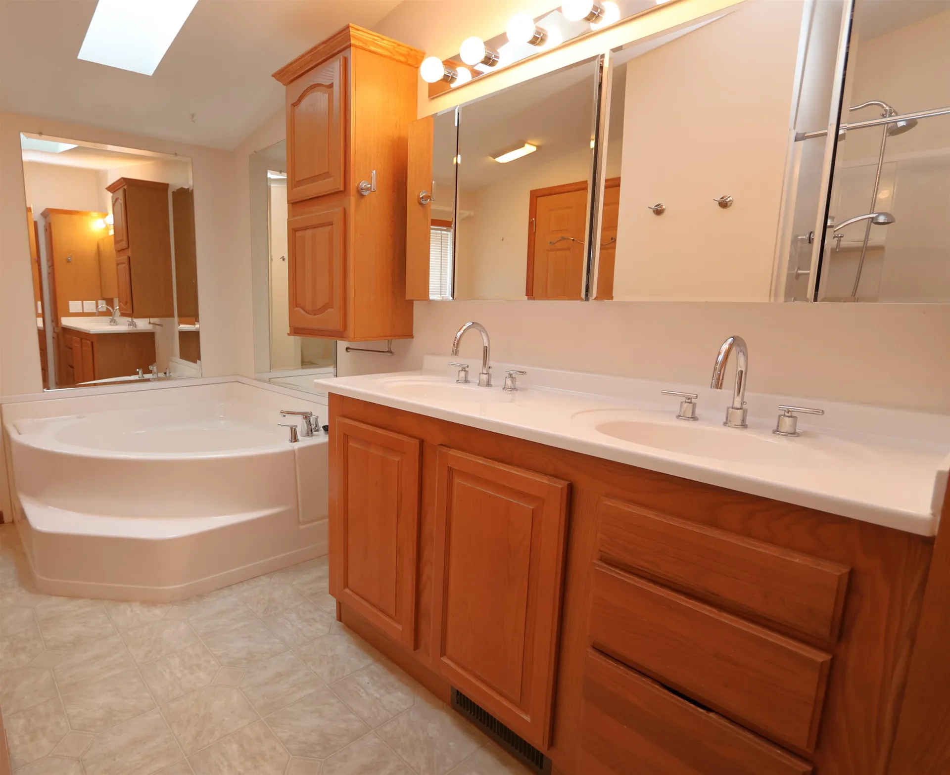 20 Kirkwood Road Hooksett NH 03106