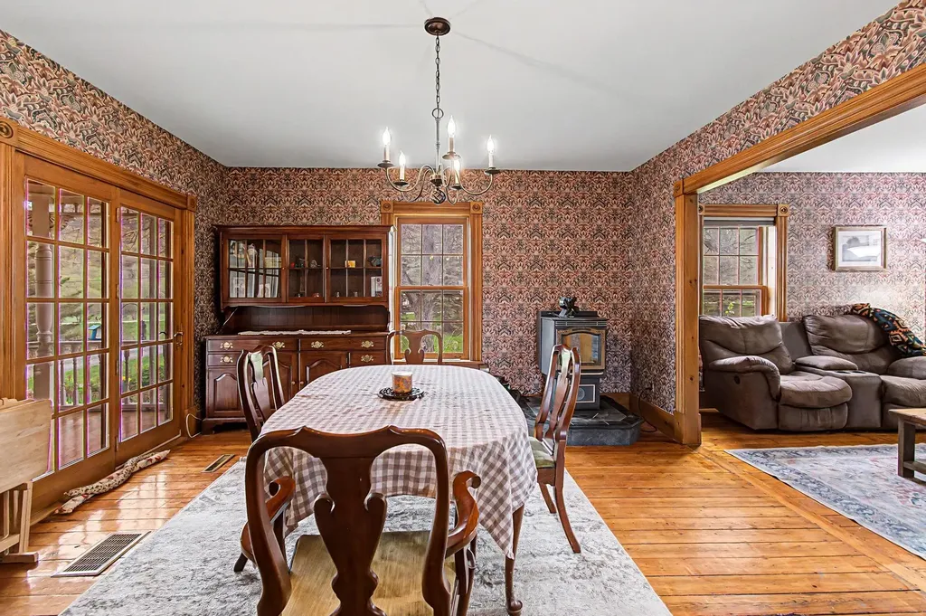 1860 Fairfax Road St. Albans Town VT 05478