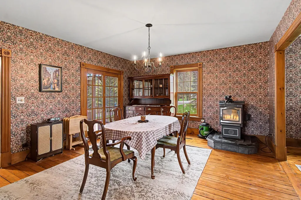 1860 Fairfax Road St. Albans Town VT 05478