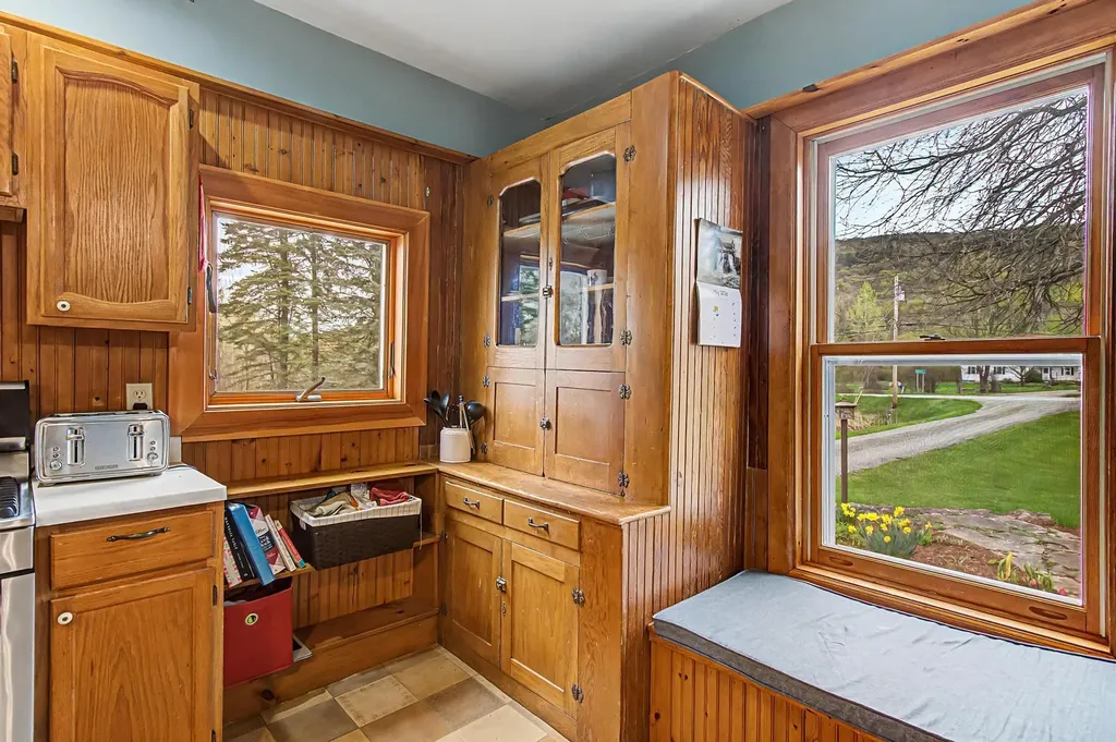 1860 Fairfax Road St. Albans Town VT 05478
