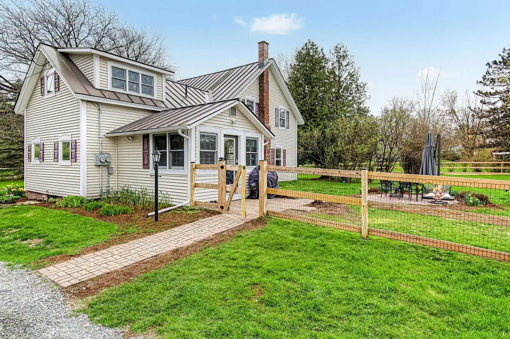 1860 Fairfax Road St. Albans Town VT 05478