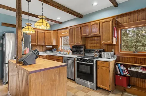 1860 Fairfax Road St. Albans Town VT 05478