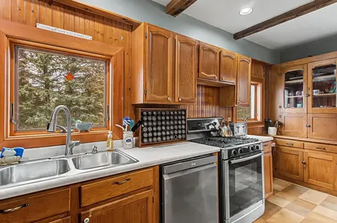 1860 Fairfax Road St. Albans Town VT 05478