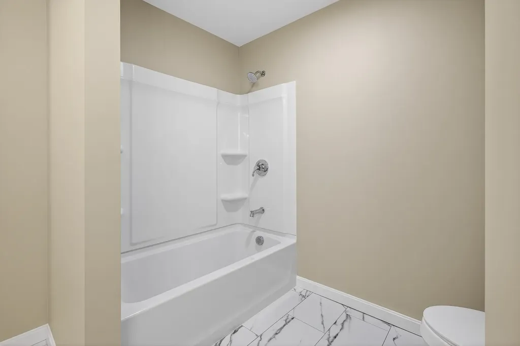 1465 Hooksett Road Hooksett NH 03106