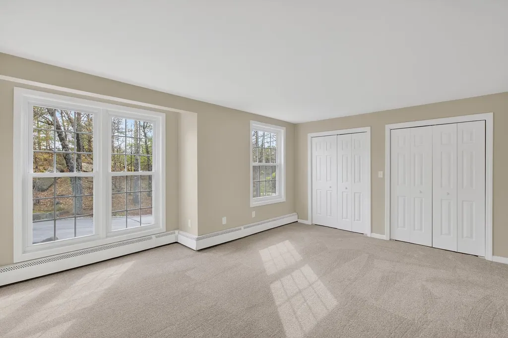 1465 Hooksett Road Hooksett NH 03106