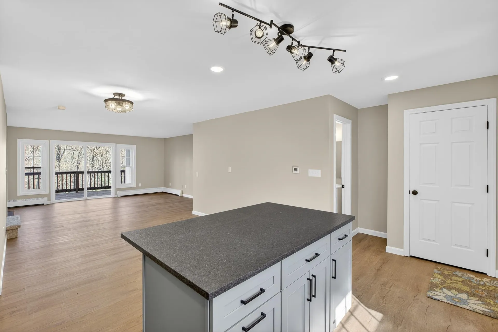 1465 Hooksett Road Hooksett NH 03106
