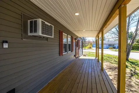 44 Sherwood Meadows Pembroke NH 03275