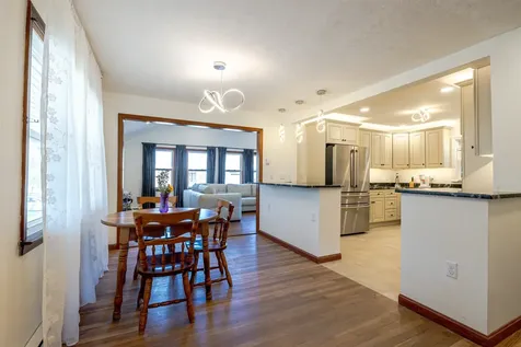 44 Sherwood Meadows Pembroke NH 03275
