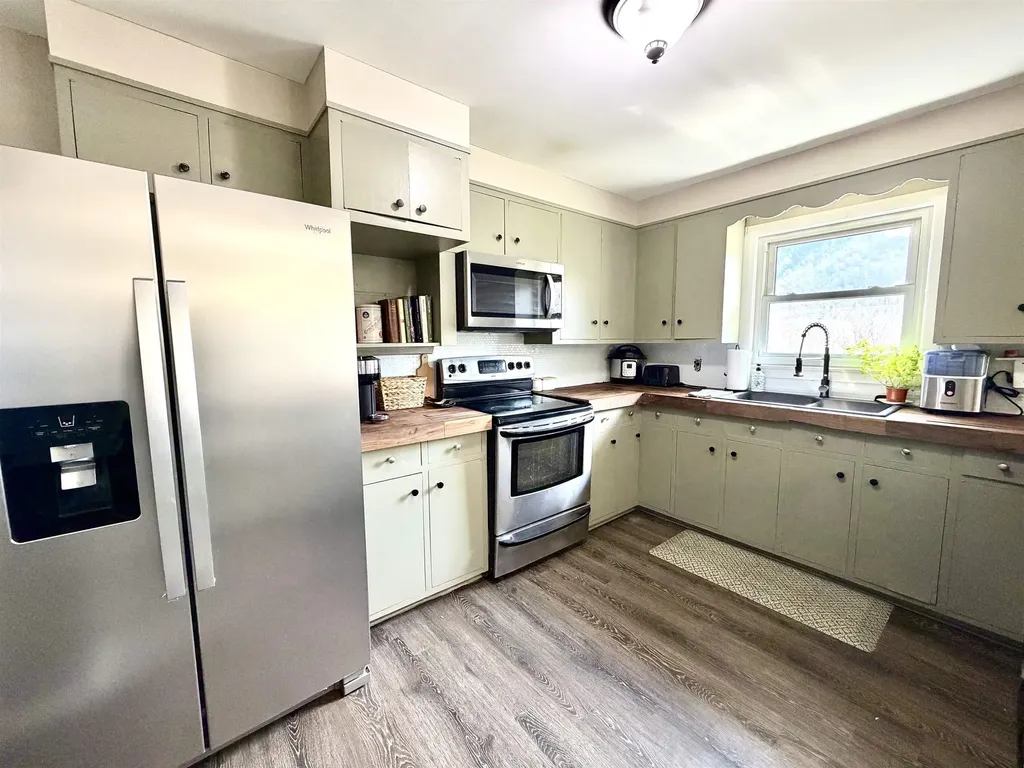 471 Madison Avenue Berlin NH 03570