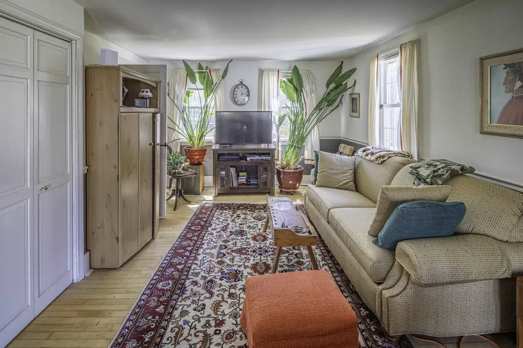 79 Noble Street Somersworth NH 03878