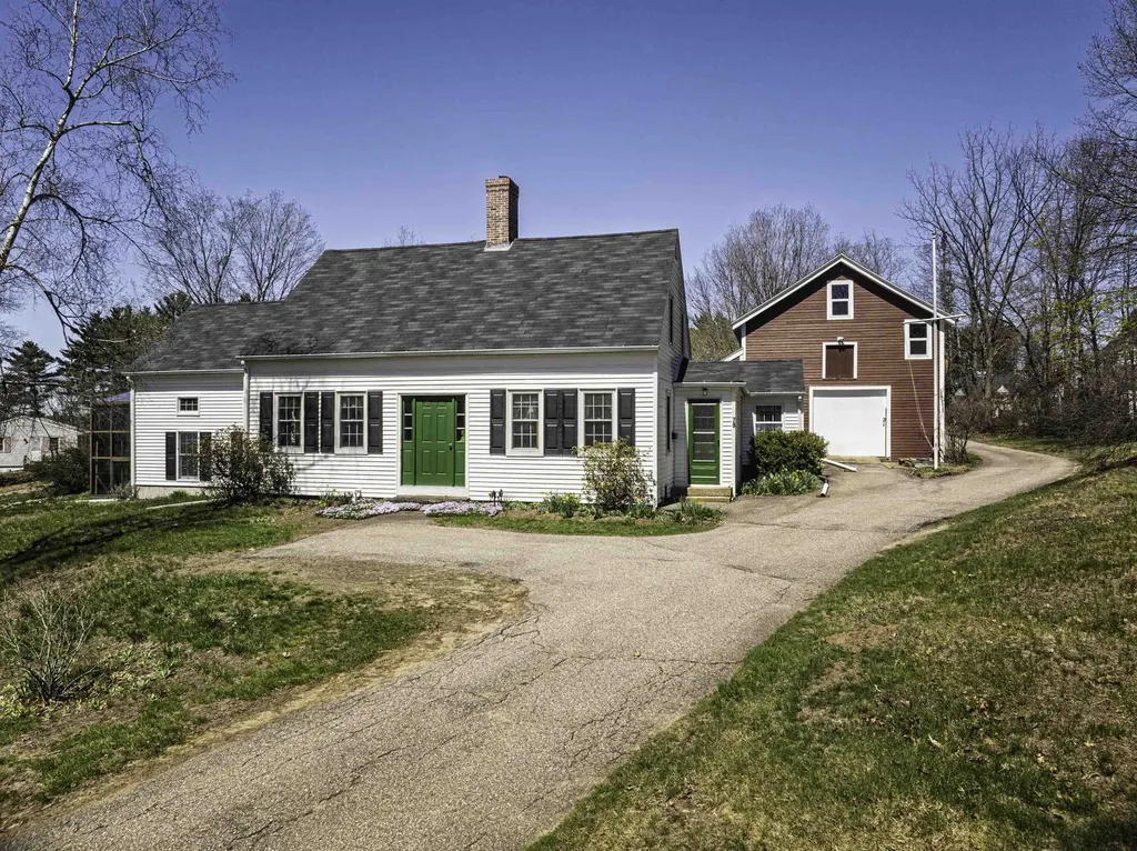 79 Noble Street Somersworth NH 03878